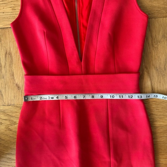 NICHOLAS Size 4 Red Bodycon Dress V Neck Sleeveless Plunge Slit Sheath - Picture 8 of 10